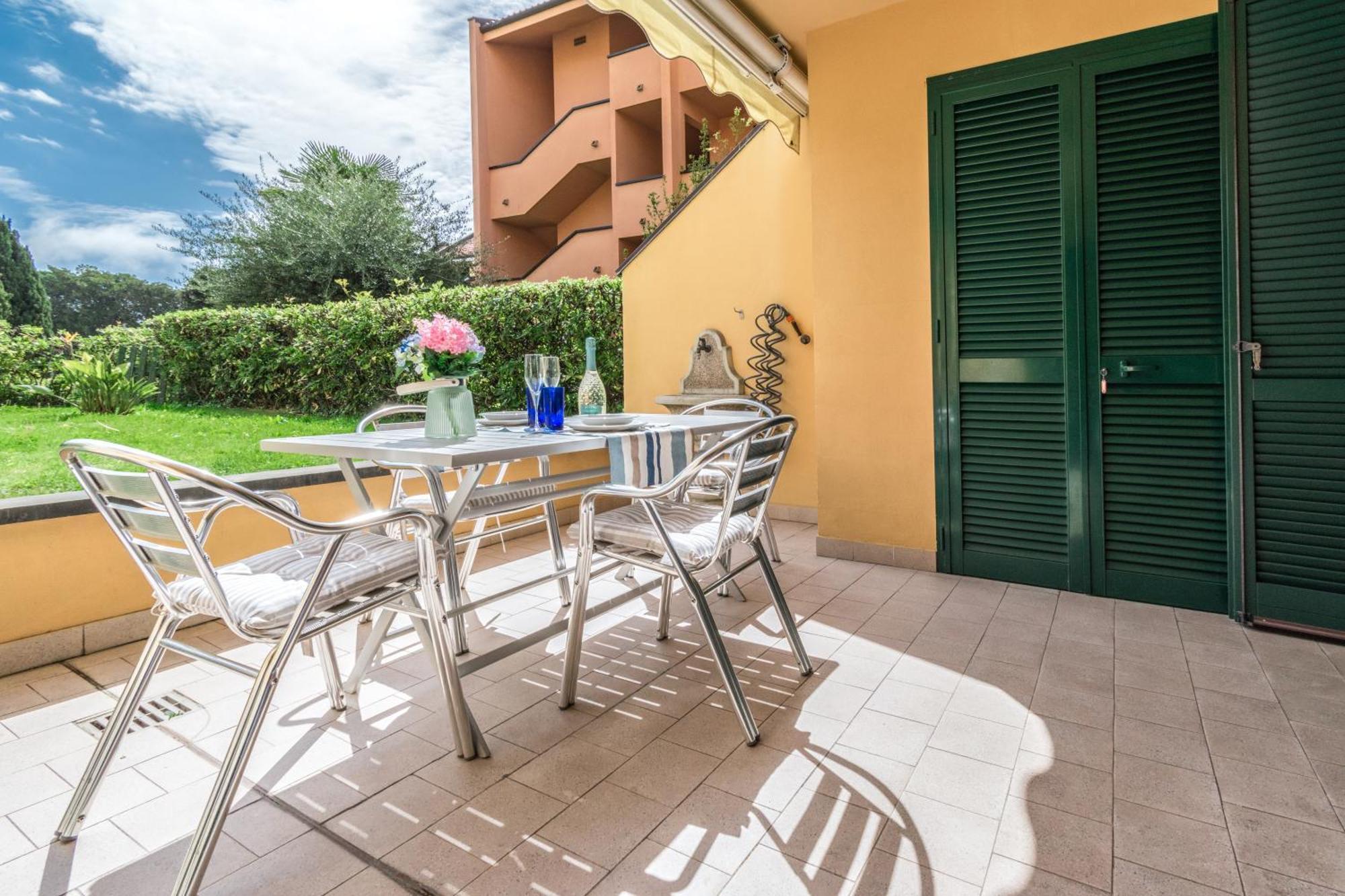 Elegante Appartamento Con Piscina - Wi-Fi & Box Privato San Remo Exterior foto