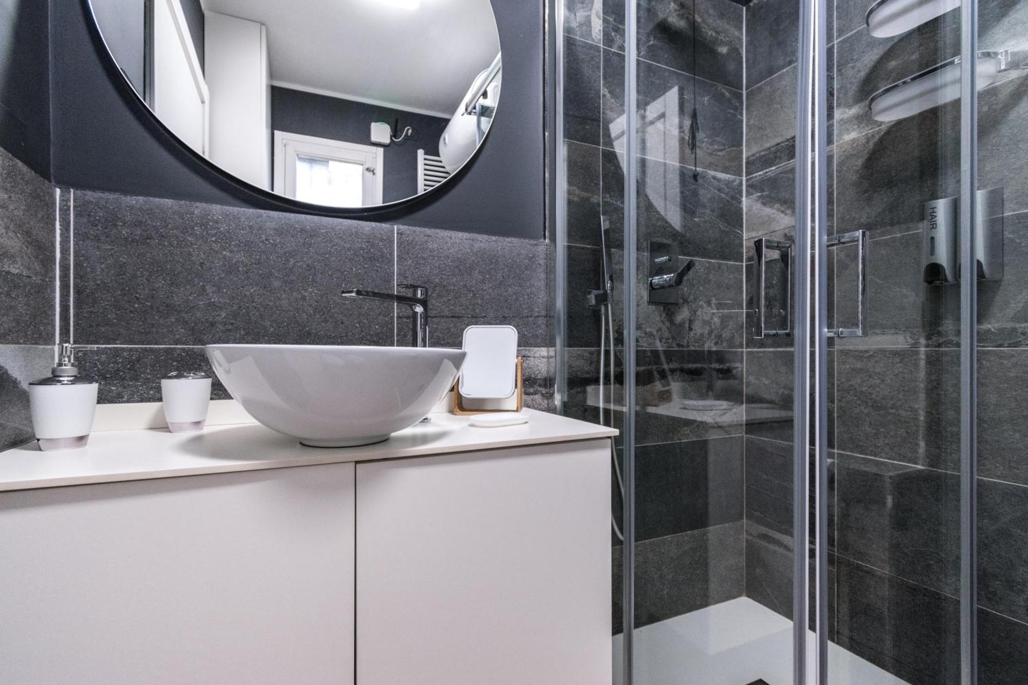 Elegante Appartamento Con Piscina - Wi-Fi & Box Privato San Remo Exterior foto